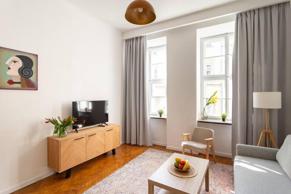 Royal Route Apartment Fully Equipped Краков Экстерьер фото